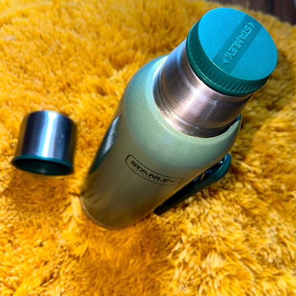 LARGE Vintage Stanley THERMOS - Picture 2 of 4